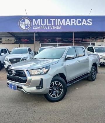 TOYOTA HILUX 2.8 D-4D TURBO DIESEL CD SRV 4X4 AUTOMÁTICO TOYOTA HILUX 2.8 D-4D TURBO DIESEL CD SRV 4X4 AUTOMÁTICO